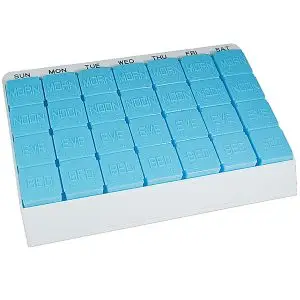 Jumbo Portable Pill Box with Tactual Markings